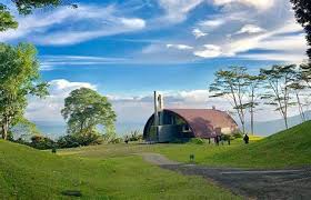 bukit doa tomohon