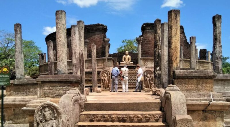 Anuradhapura dan Polonnaruwa