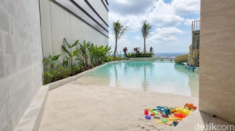 Ilustrasi beach club rooftop untuk artikel Sensasi Beach Club Rooftop di The Trans Luxury Surabaya