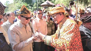 Ilustrasi festival liangkobori untuk artikel Menbud Buka Festival Liangkobori IV, Ajak Lindungi Warisan…