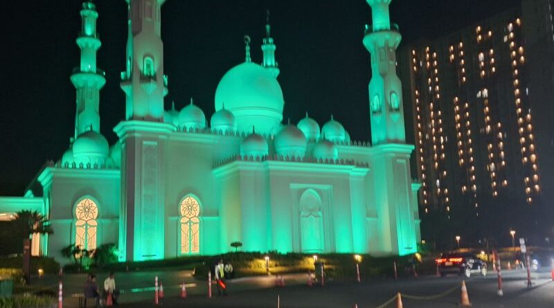 Ilustrasi masjid at-thohir untuk artikel Masjid At-Thohir Jadi Magnet Wisata Religi, Pemkot Dukung