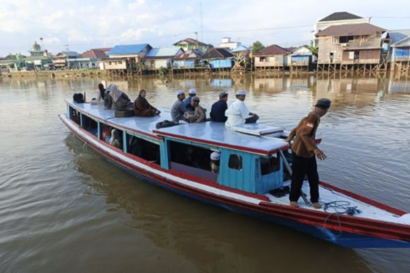 Susur Sungai Pekauman Ulu: Harapan Ekonomi Desa Ilustrasi susur sungai pekauman untuk artikel Susur Sungai Pekauman Ulu Jadi Harapan Ekonomi Desa